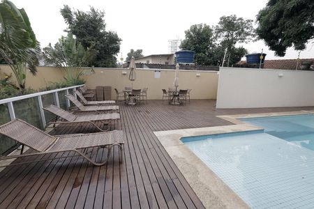 Apartamento à venda com 67m², 2 quartos e 2 vagasÁrea comum - Piscina