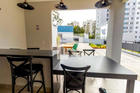 Apartamento para alugar com 45m², 2 quartos e sem vaga Apartamento para alugar com 45m², 2 quartos e sem vagaÁrea comum - Churrasqueira