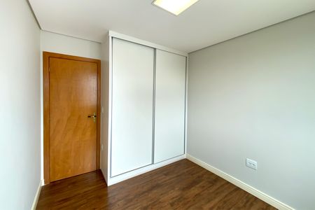 Apartamento para alugar com 75m², 3 quartos e 2 vagasQuarto 2