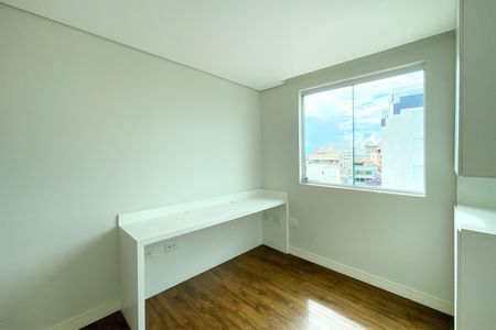 Apartamento para alugar com 75m², 3 quartos e 2 vagasQuarto 3