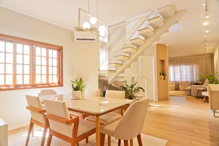 Casa à venda com 187m², 3 quartos e 4 vagasSala