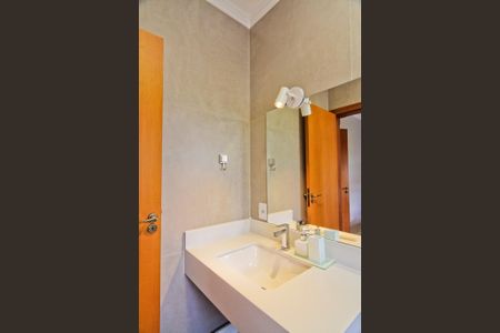 Casa à venda com 187m², 3 quartos e 4 vagasBanheiro da Suíte 2