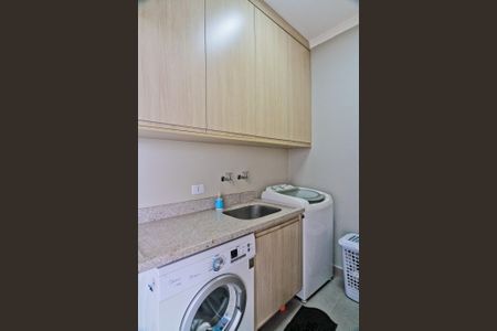 Casa à venda com 187m², 3 quartos e 4 vagasÁrea de Serviço