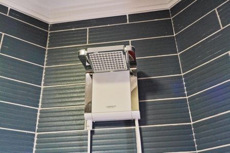 Casa à venda com 187m², 3 quartos e 4 vagasBanheiro da Suíte 2