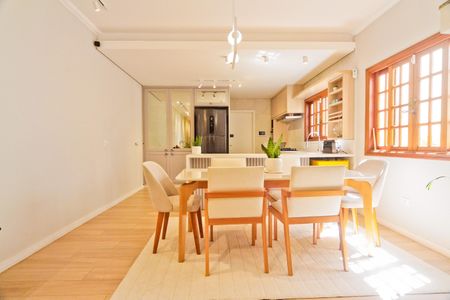 Casa à venda com 187m², 3 quartos e 4 vagasSala