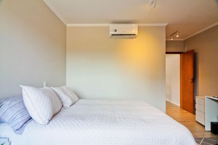 Casa à venda com 187m², 3 quartos e 4 vagasSuíte