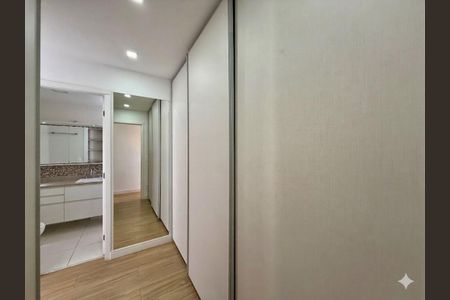 Apartamento para alugar com 105m², 3 quartos e 2 vagasCloset Suite 1