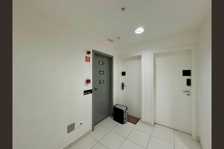 Apartamento para alugar com 105m², 3 quartos e 2 vagasHall de Serviço Apartamento 