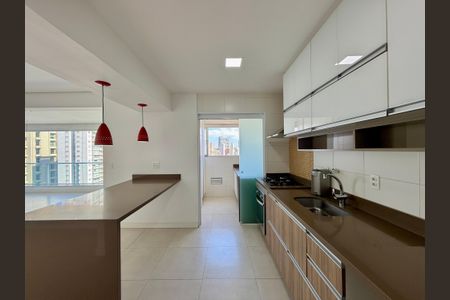 Apartamento para alugar com 105m², 3 quartos e 2 vagasCozinha 