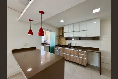 Apartamento para alugar com 105m², 3 quartos e 2 vagasCozinha 