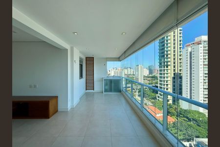 Apartamento para alugar com 105m², 3 quartos e 2 vagasVaranda 
