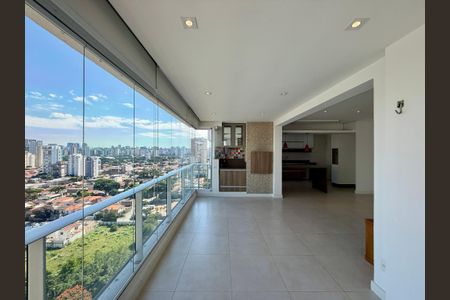 Apartamento para alugar com 105m², 3 quartos e 2 vagasVaranda 