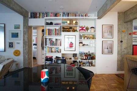 Apartamento à venda com 88m², 1 quarto e 1 vaga Apartamento à venda com 88m², 1 quarto e 1 vagaSala