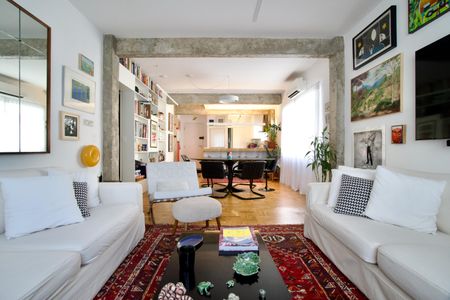 Apartamento à venda com 88m², 1 quarto e 1 vaga Apartamento à venda com 88m², 1 quarto e 1 vagaSala