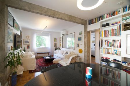 Apartamento à venda com 88m², 1 quarto e 1 vaga Apartamento à venda com 88m², 1 quarto e 1 vagaSala