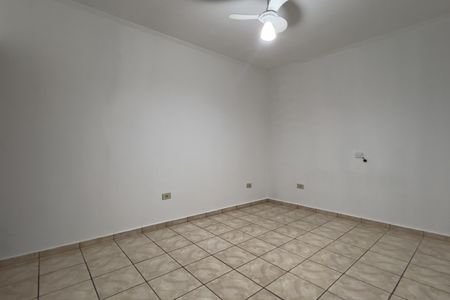 Quarto de casa para alugar com 1 quarto, 100m² em Jardim Munhoz, Guarulhos