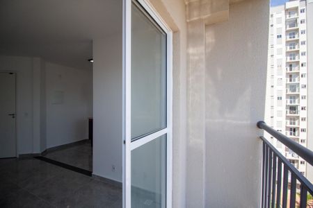 Apartamento para alugar com 45m², 2 quartos e 1 vagaVaranda
