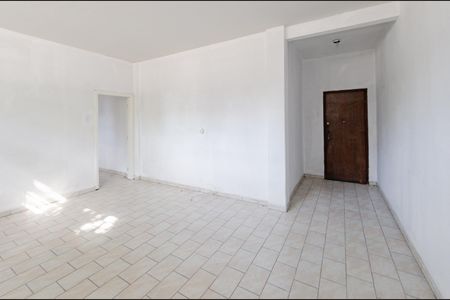 Apartamento para alugar com 127m², 3 quartos e sem vaga Apartamento para alugar com 127m², 3 quartos e sem vagaSala