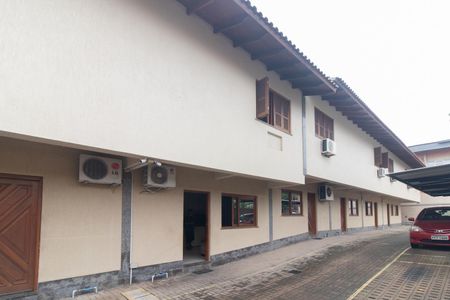 Casa de condomínio à venda com 74m², 2 quartos e 1 vagaFachada