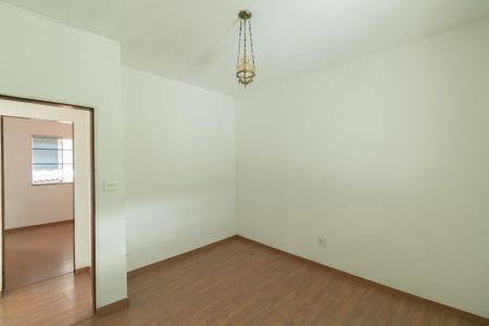 Casa para alugar com 2 quartos, 90m² em Santa Amelia, Belo Horizonte