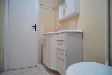 Casa para alugar com 80m², 3 quartos e 2 vagasBanheiro