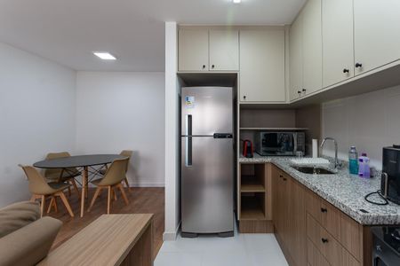 Cozinha Americana de apartamento para alugar com 3 quartos, 72m² em Vila Anastácio, São Paulo