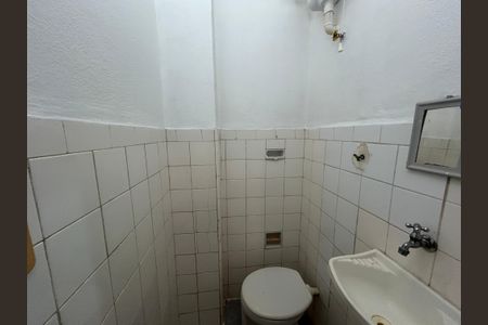 Apartamento à venda com 72m², 2 quartos e sem vagaBanheiro de serviço