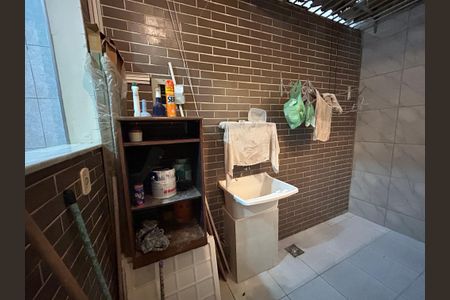 Apartamento à venda com 72m², 2 quartos e sem vagaÁrea de Serviço