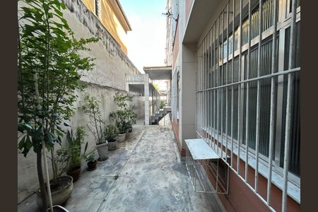 Apartamento à venda com 72m², 2 quartos e sem vagaÁrea comum