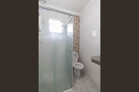 Banheiro de apartamento para alugar com 1 quarto, 33m² em Vila Ré, São Paulo