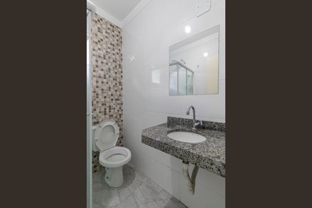 Banheiro de apartamento para alugar com 1 quarto, 33m² em Vila Ré, São Paulo