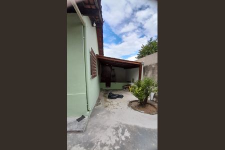 Área externa de casa à venda com 3 quartos, 99m² em Conjunto Cristina (Sao Benedito), Belo Horizonte