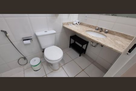 Apartamento para alugar com 53m², 1 quarto e 1 vaga Apartamento para alugar com 53m², 1 quarto e 1 vagaBanheiro da Suíte