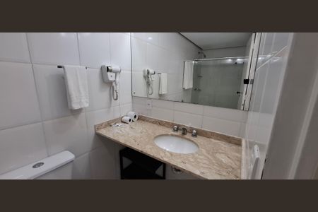 Apartamento para alugar com 53m², 1 quarto e 1 vaga Apartamento para alugar com 53m², 1 quarto e 1 vagaBanheiro da Suíte