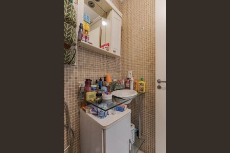 Apartamento à venda com 50m², 2 quartos e 1 vaga Apartamento à venda com 50m², 2 quartos e 1 vagaBanheiro