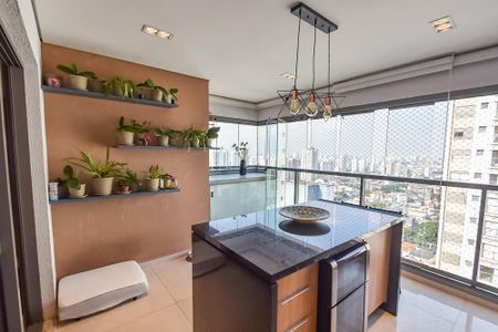 Apartamento à venda com 75m², 2 quartos e 1 vaga Apartamento à venda com 75m², 2 quartos e 1 vagaVaranda