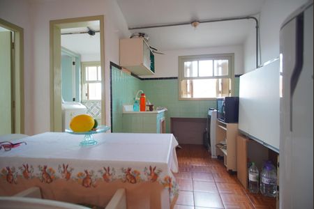 Apartamento à venda com 320m², 2 quartos e 3 vagasCozinha