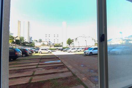 Vista Sala de apartamento para alugar com 2 quartos, 41m² em Itaquera, São Paulo