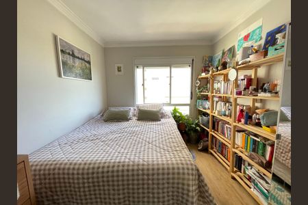 Apartamento à venda com 134m², 4 quartos e 2 vagasQuarto 2