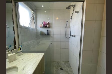 Apartamento à venda com 134m², 4 quartos e 2 vagasBanheiro 1
