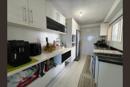 Apartamento à venda com 134m², 4 quartos e 2 vagasCozinha