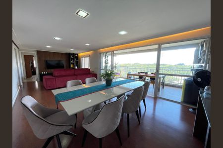 Apartamento à venda com 134m², 4 quartos e 2 vagasSala