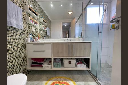 Apartamento à venda com 134m², 4 quartos e 2 vagasBanheiro 1