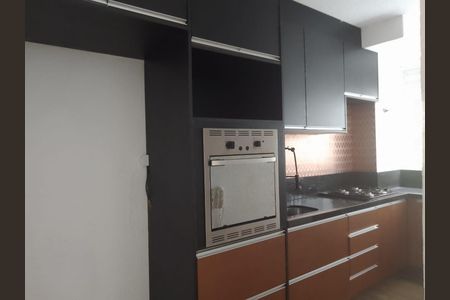 Cozinha de apartamento à venda com 1 quarto, 42m² em Jardim do Lago, Osasco
