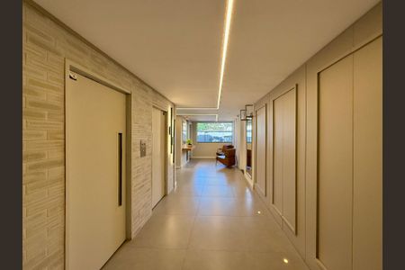 Apartamento à venda com 60m², 1 quarto e 1 vagaÁrea comum