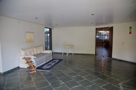 Apartamento à venda com 60m², 1 quarto e 1 vaga