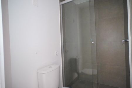 Banheiro  de apartamento para alugar com 1 quarto, 27m² em Boa Vista, Porto Alegre