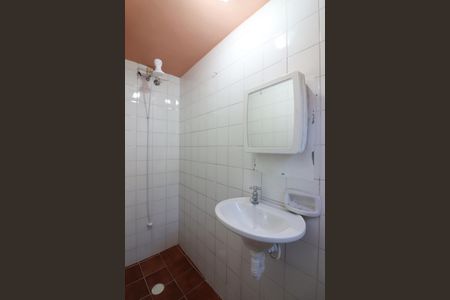 Banheiro Social de casa para alugar com 1 quarto, 45m² em Ferrazópolis, São Bernardo do Campo