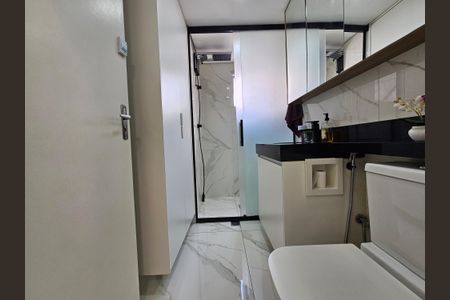 Apartamento à venda com 48m², 2 quartos e 1 vaga Apartamento à venda com 48m², 2 quartos e 1 vagaBanheiro