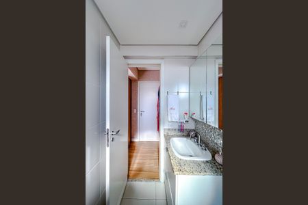 Apartamento à venda com 86m², 3 quartos e 2 vagasBanheiro da Suíte